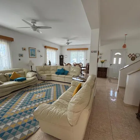 White Rose Villa *