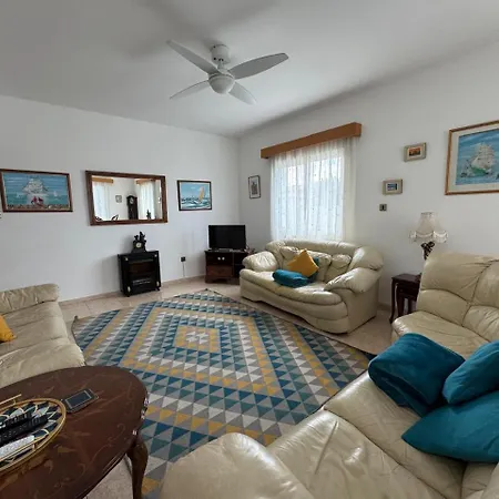 White Rose Villa *