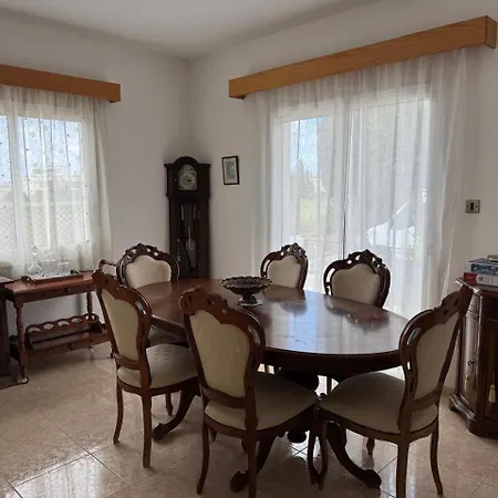 White Rose Villa